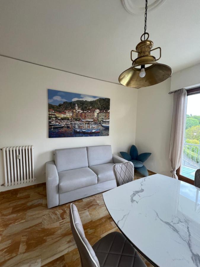 Torre D'avorio: Renovated With Terrace Near Center Apartment